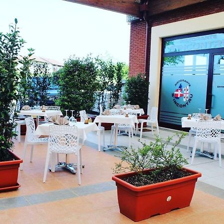 Turin Airport Hotel & Residence San Francesco al Campo Exterior photo